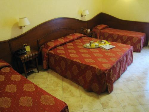 Hotel Dolomiti Rome Room photo